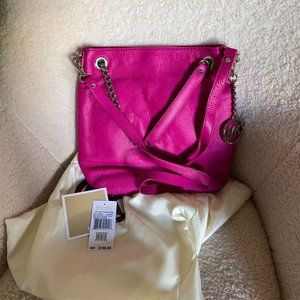 Michael Kors Medium Jet Set Chain Leather Shoulder Tote Fuschia NWT